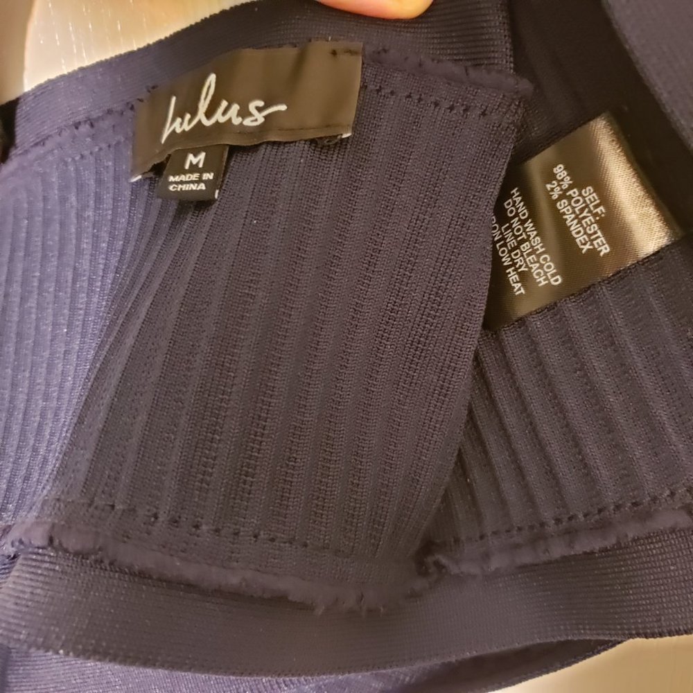 Lulu's Navy One-Shoulder Ribbed Crop Top - Picture 5 of 5